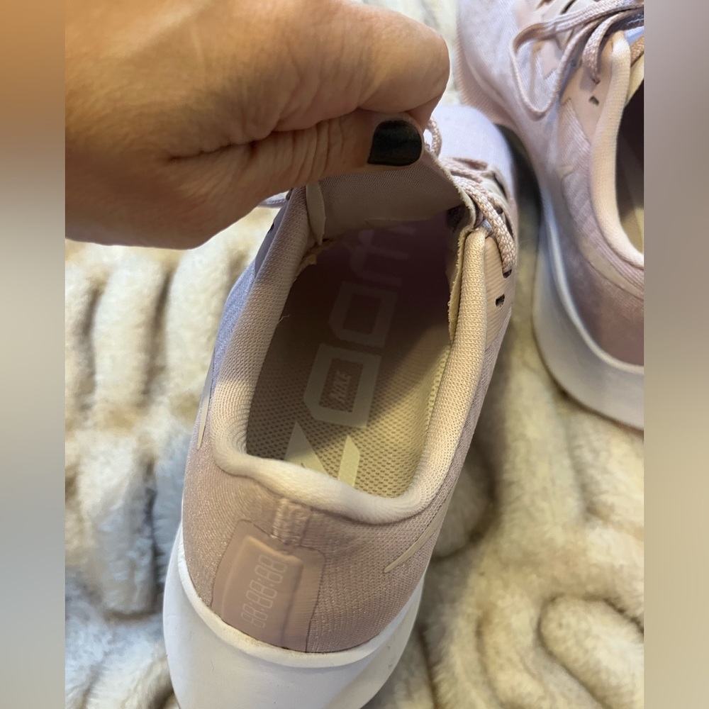 Women’s Nike Zoom Mauve Sneakers - Picture 5 of 6